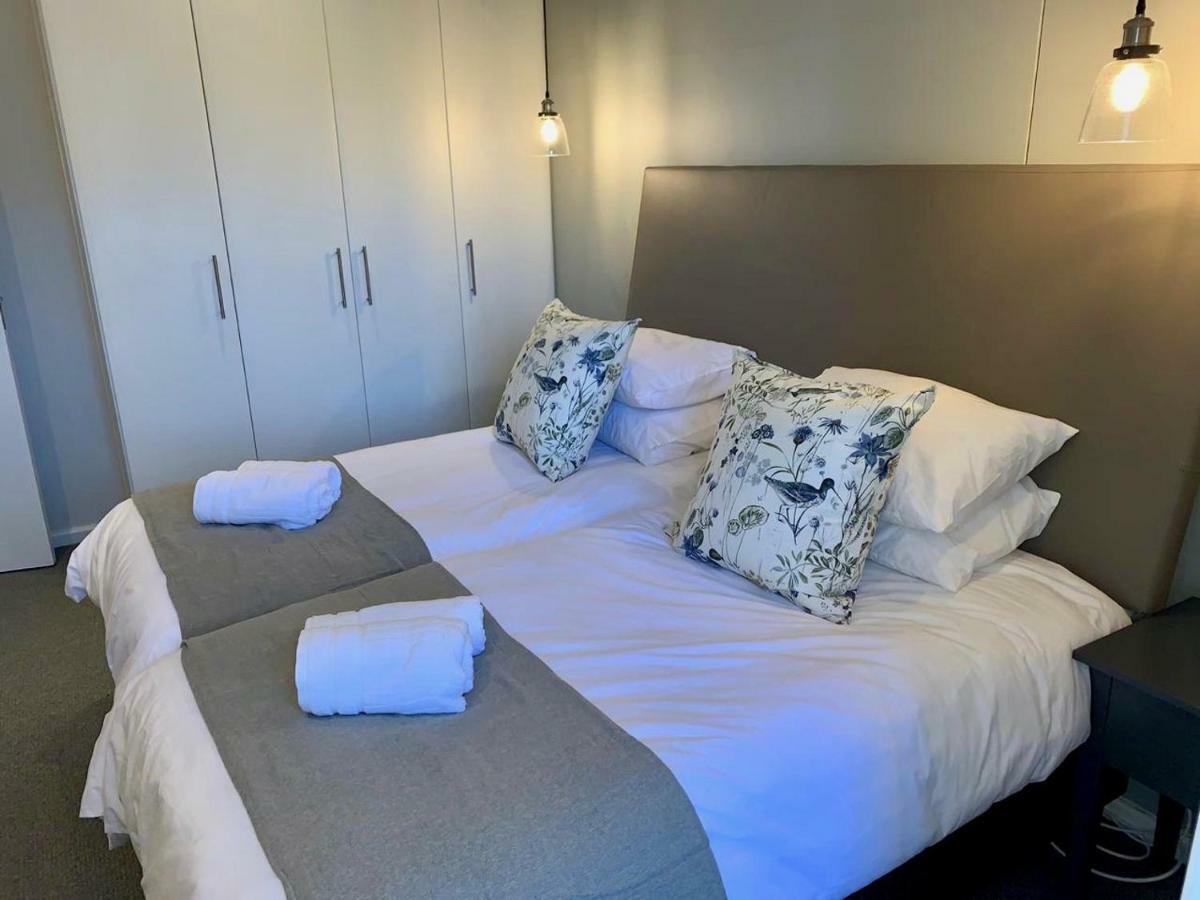 Oyster Lagoon Villa - Luxurious 2 Bed Apartment In Knysna Esterno foto