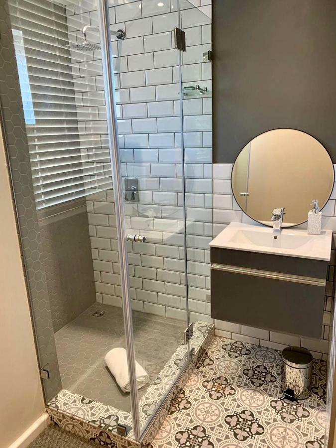 Oyster Lagoon Villa - Luxurious 2 Bed Apartment In Knysna Esterno foto