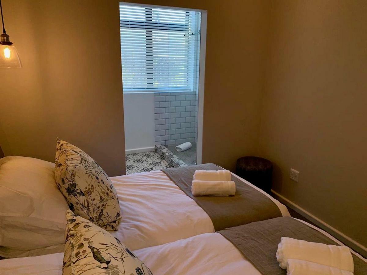 Oyster Lagoon Villa - Luxurious 2 Bed Apartment In Knysna Esterno foto